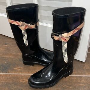 Burberry rain boots